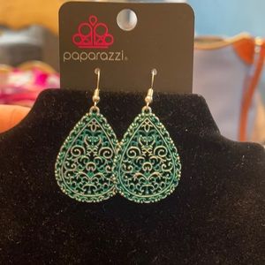 Paparazzi earrings